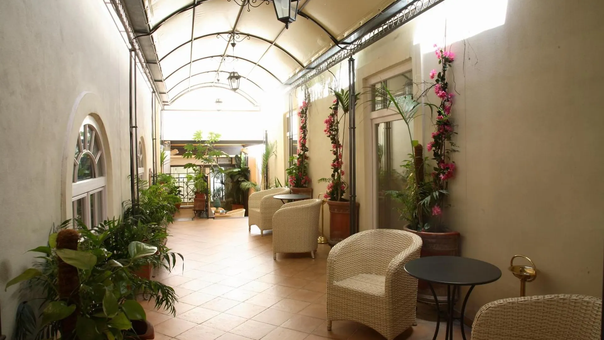 **** Hotel Palazzo Alabardieri Nápoles Italia