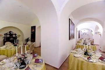 Palazzo Alabardieri Nápoles Hotel